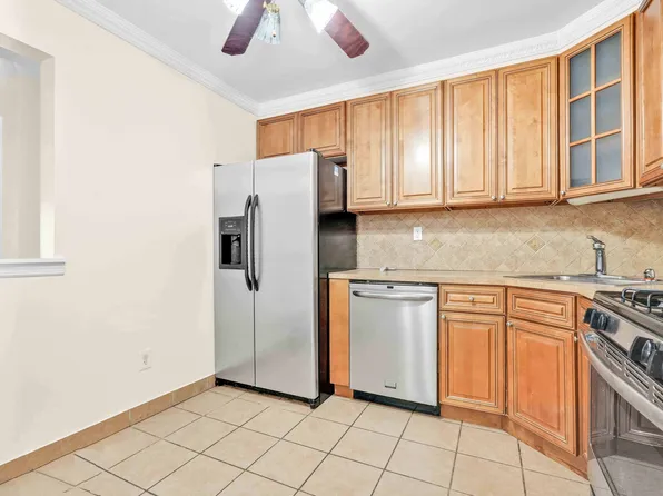 20-39 49th Street image 8 of 37