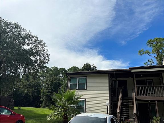 3rd image of 24202 Sandalwood Dr #202