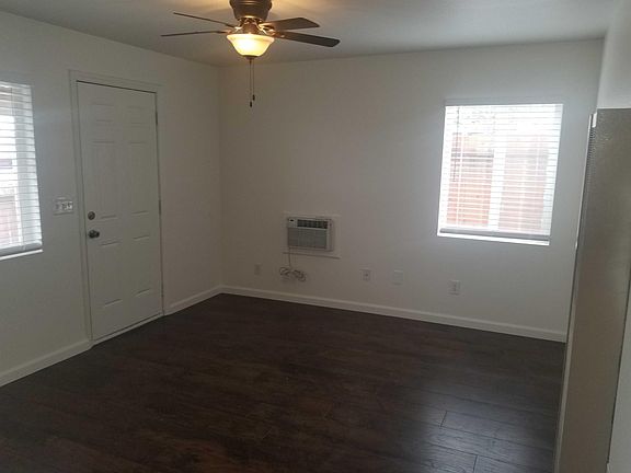 3rd image of 406 W 19th St #A
