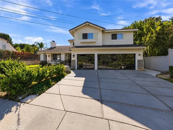 24585 Lola Ln, Santa Clarita, CA 91321