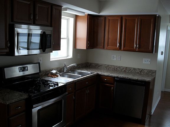 5th image of 4415 N Sayre Ave