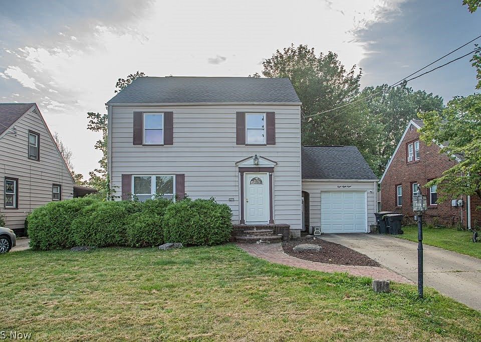 1st image of 888 Trumbull Ave SE