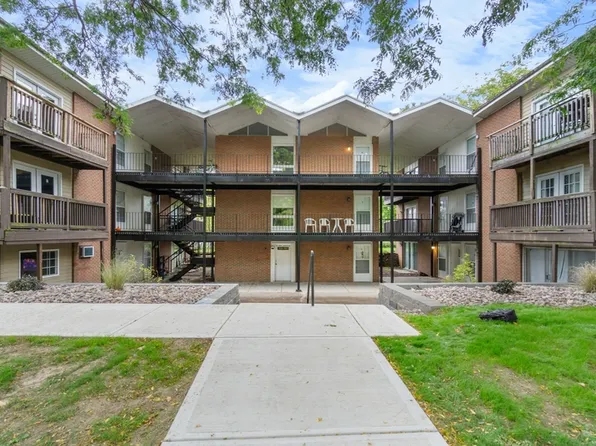 101 Waldorf Pkwy #2, Syracuse, NY 13224