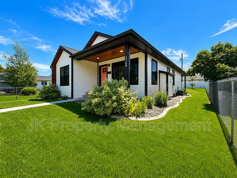 1st image of 3708 4th Ave N