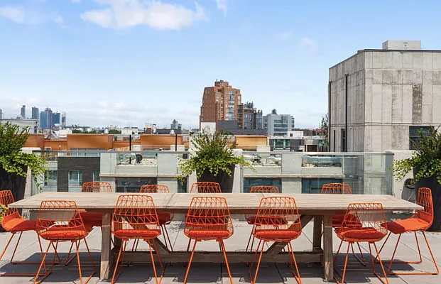 Rented by Greystar | media 5