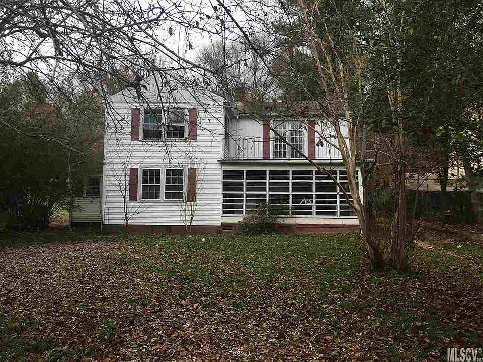 1st image of 214 Hillside St NW