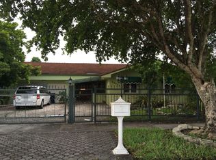 10432 SW 21st St, Miami, FL 33165