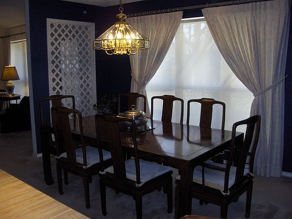 Formal Dining