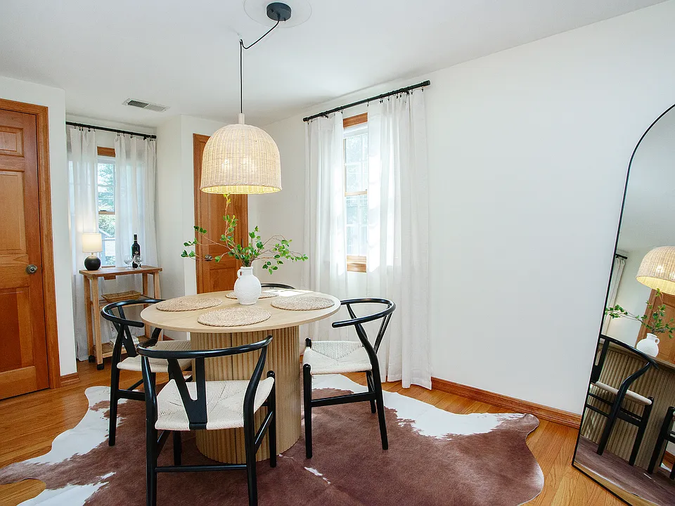 9 Pearl St #2