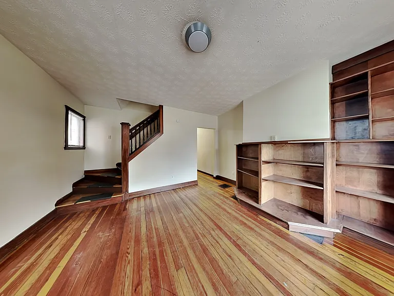 111 Chittenden Ave #111 — Photo 7