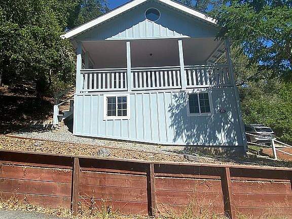 2nd image of 10 Linares Ave