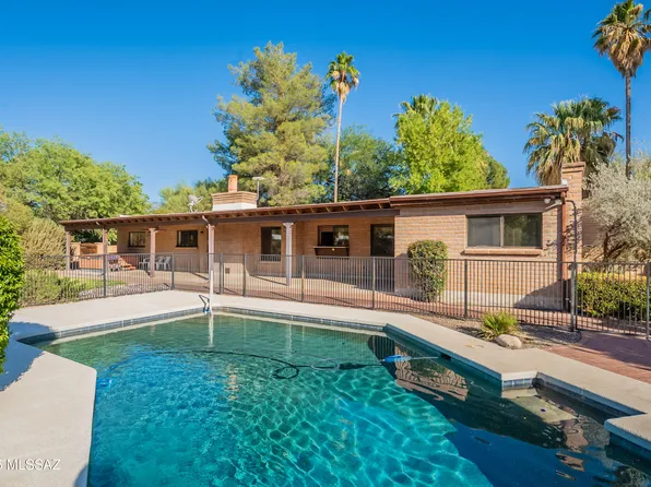 12425 E Barbary Coast Rd, Tucson, AZ 85749