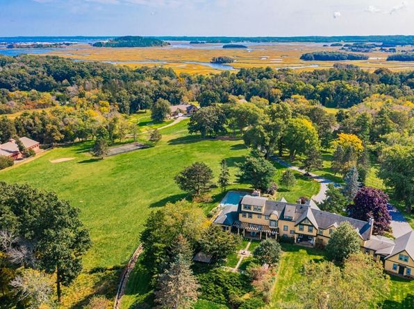 166 Argilla Rd, Ipswich, MA 01938