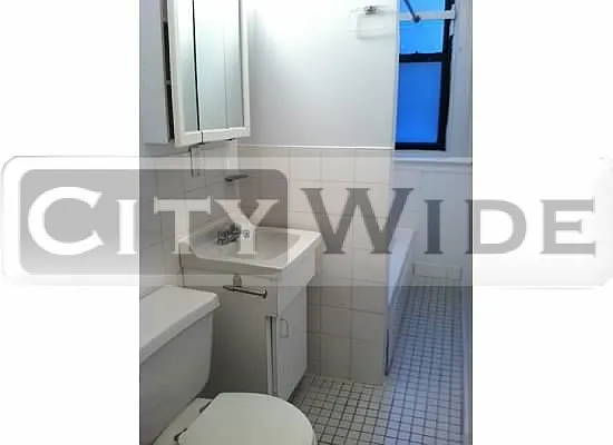 Rented by City Wide Apartments | media 15