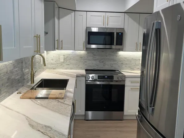 6875 Willow Wood Drive #2063, Boca Raton, FL 33434