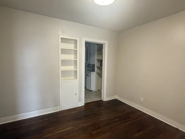 1850 W Main St #1, Houston, TX 77098
