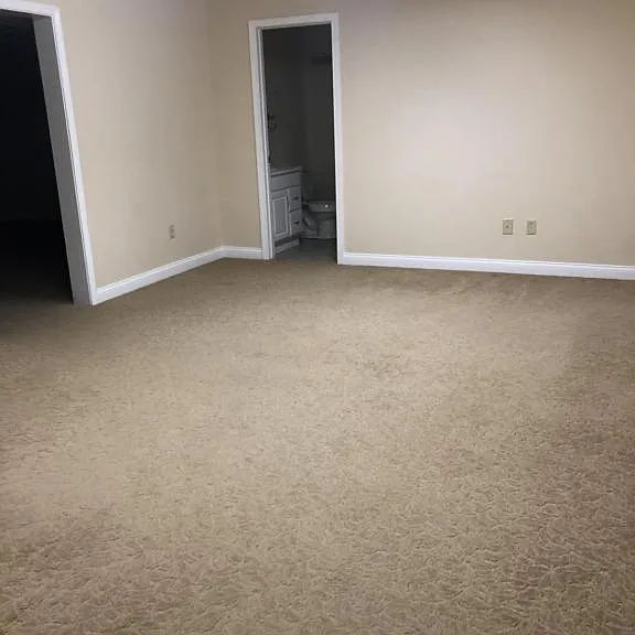 112 Jersey Ct — Photo 17