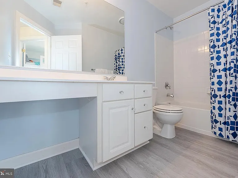 10655 Hillingdon Rd — Photo 27