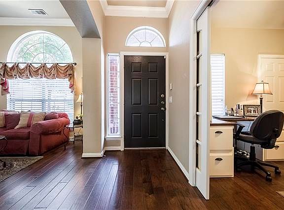 3rd image of 506 Cypress Ct
