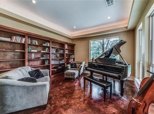 6211 Montgomery Rd, Midlothian, TX 76065