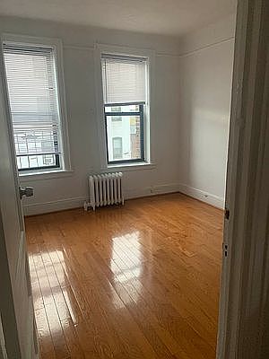 2nd image of 21-17 29th St #2