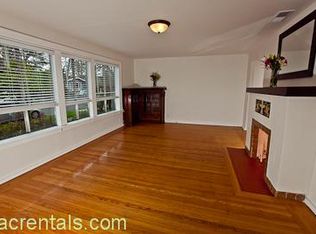 2216 25th St, Sacramento, CA
