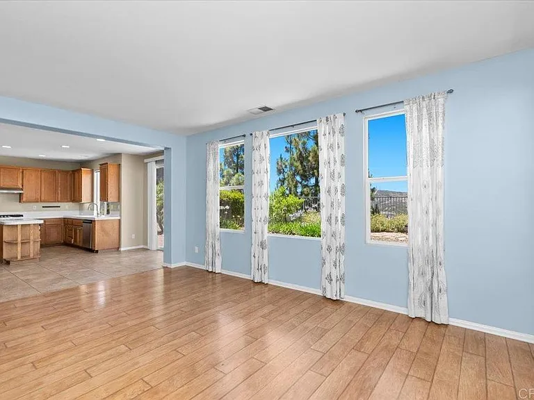 1560 Eden Ct — Photo 11