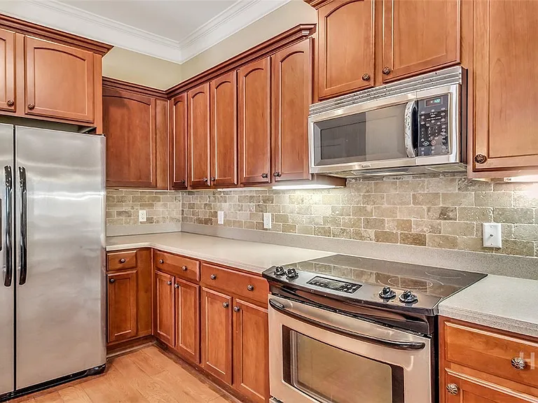 1802 Woodside Rdg — Photo 20