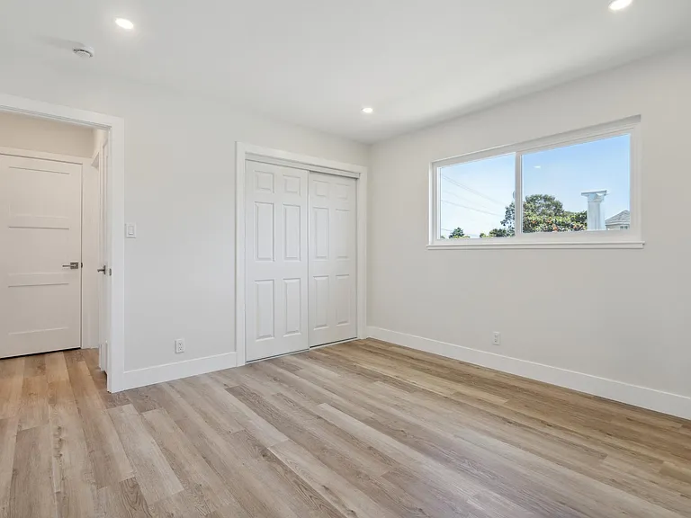 3441 Laguna Ave #2 — Photo 55