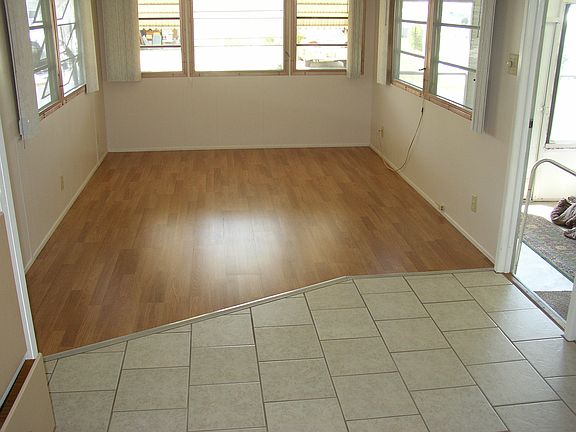 3rd image of 214 Lamplighter Ln