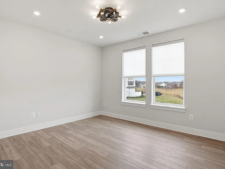111 Marshgrass Way #22 — Photo 22
