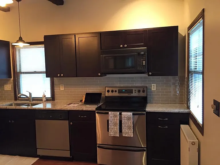2205 S Allis St — Photo 10