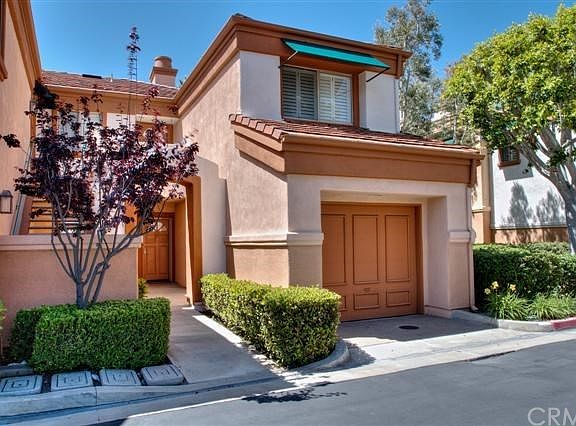 2nd image of 118 Villa Point Dr