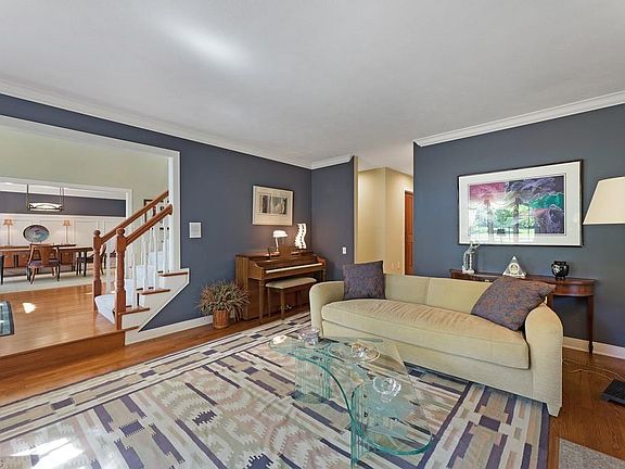 4th image of 6816 Silkwood Ln