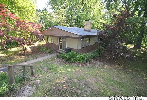 1st image of 9 Harvey Ln