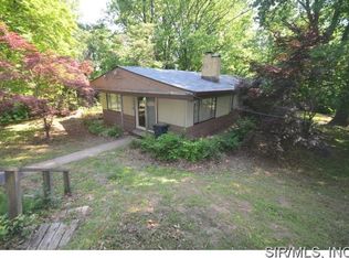 9 Harvey Ln, Fairview heights, IL 62208