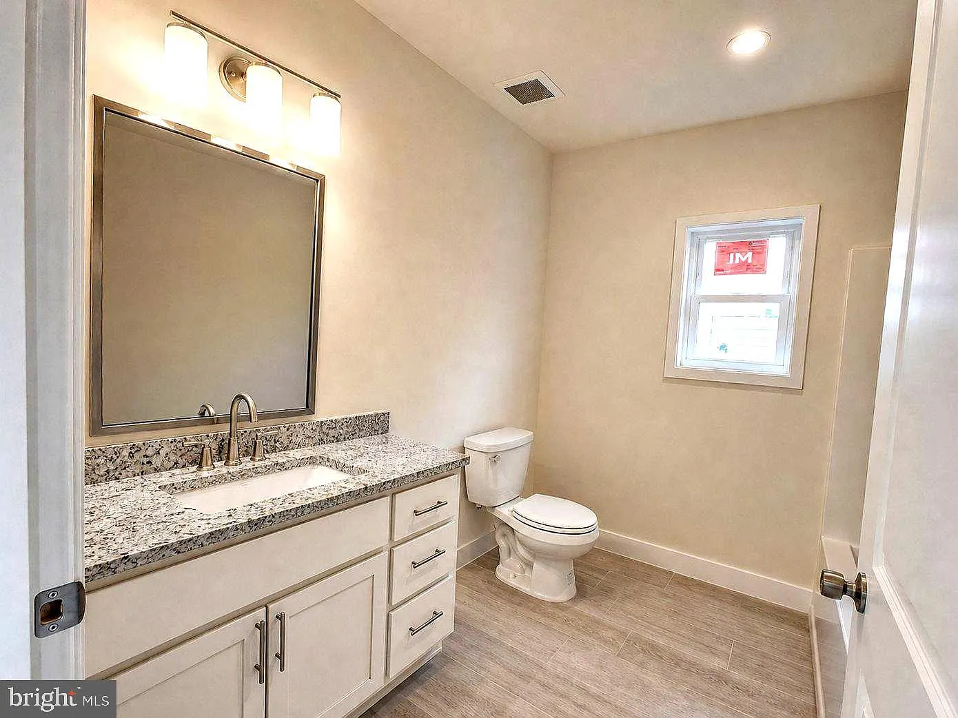 1 bed, 1.0 bath, 570 sqft, $1,400 — Photo 4
