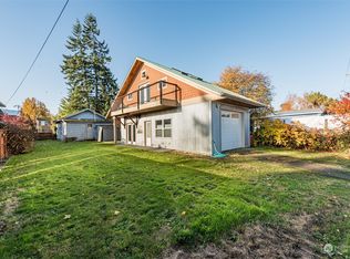 827 W 6th St, Port Angeles, WA