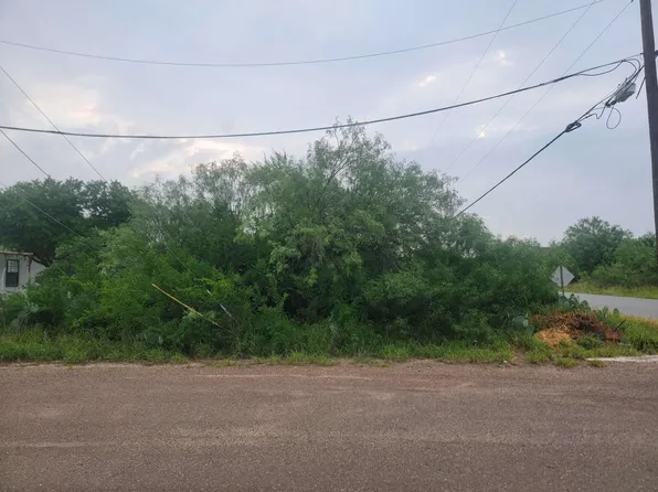 5230 McAllen Ln, Zapata, TX 78076