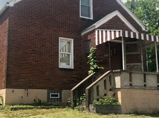 813 School St, Clairton, PA 15025
