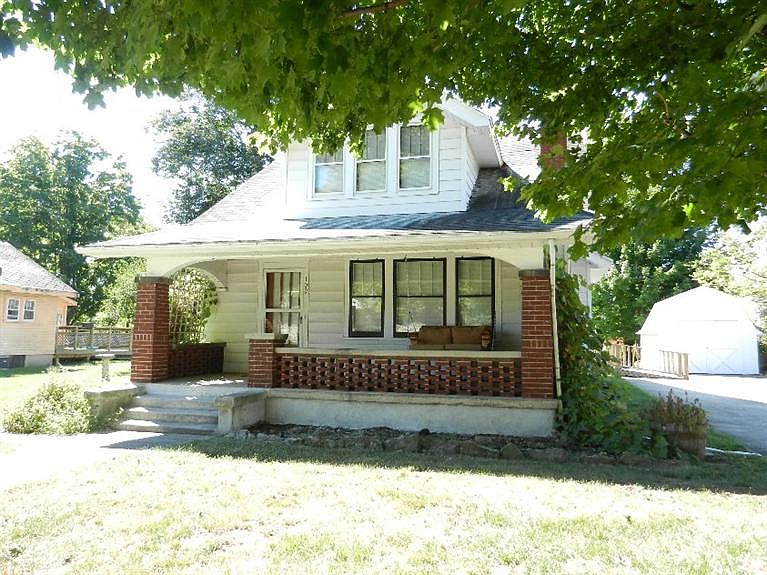 1st image of 109 Mill St