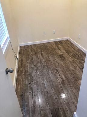 5th image of 5700 S Van Ness Ave #5700