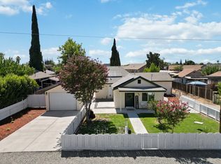223 Salisbury St, Porterville, CA 93257