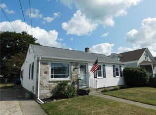 112 Lincoln Ave, Pawtucket, RI 02861