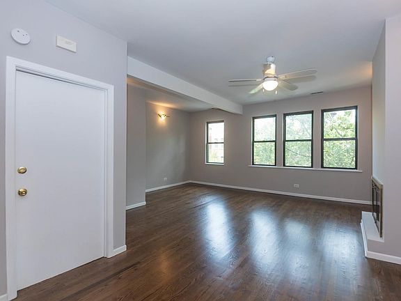 4th image of 1637 W Wrightwood Ave APT 2N