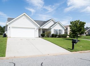 641 Slippery Moss Rd, Spartanburg, SC 29303