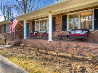 202 Buttercup Dr, Jamestown, NC 27282