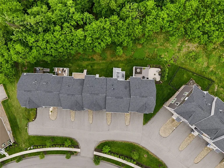 117 Moyer Hill Dr — Photo 37