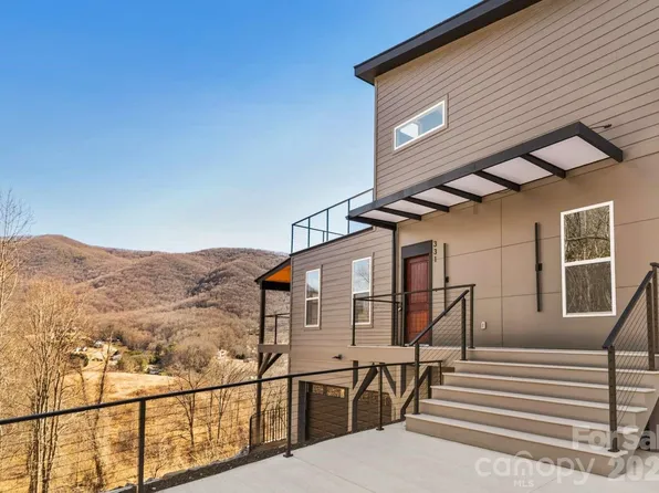 331 Silent Forest Dr, Canton, NC 28716