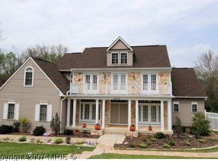 8829 Stolen Moments Ter, Fairfax, VA 22031